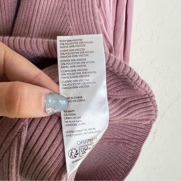 By Anthropologie Twofer Faux-Wrap Sweater Ballet Coquette Romantic Mauve - Picture 9 of 10